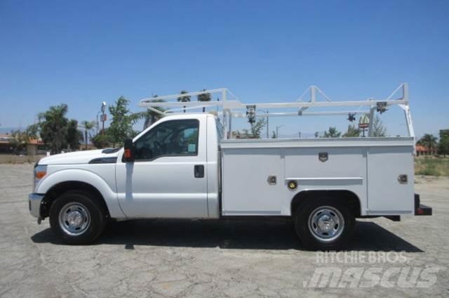 Ford F250 Recovery vehicles