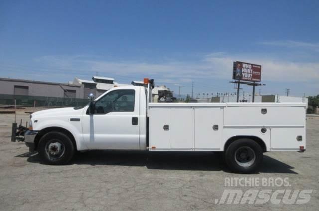 Ford F350 Recovery vehicles
