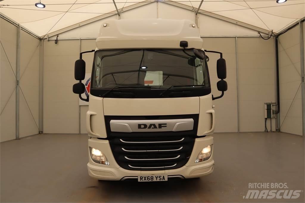 DAF CF450 Truck Tractor Units