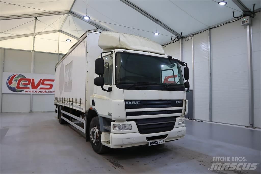 DAF CF65.220 Tautliner/curtainside trucks