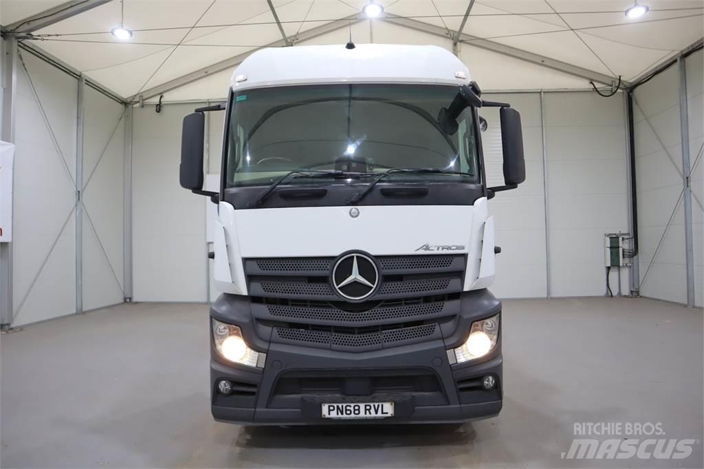Mercedes-Benz ACTROS 1846 Truck Tractor Units