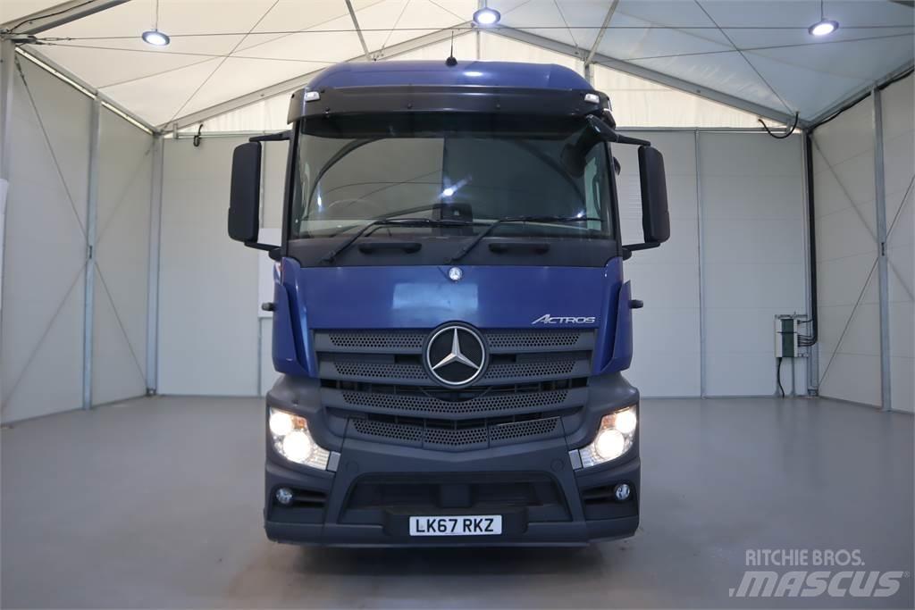 Mercedes-Benz ACTROS 2543 Truck Tractor Units