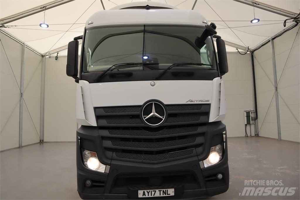 Mercedes-Benz ACTROS 2545 Truck Tractor Units