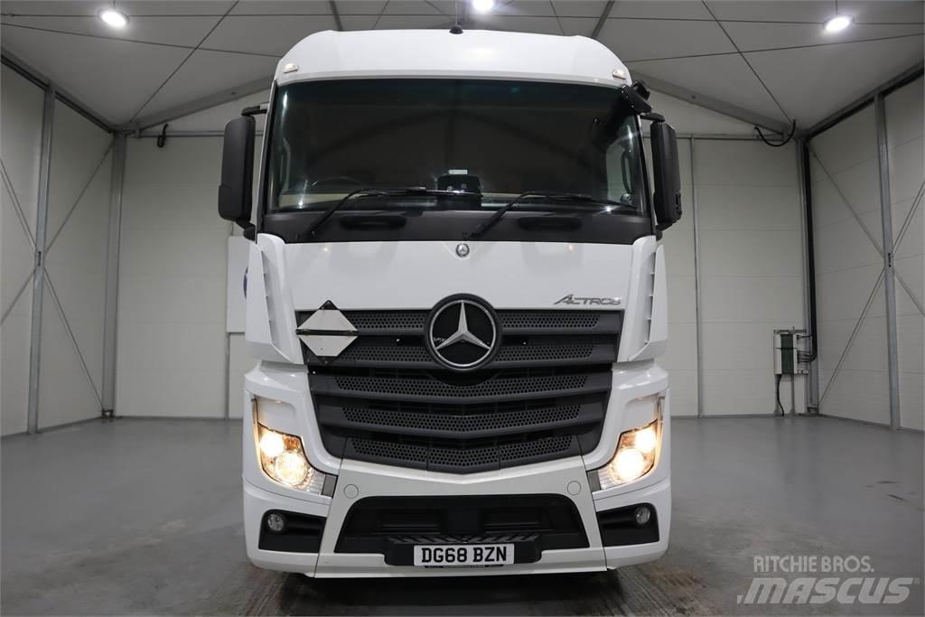Mercedes-Benz ACTROS 2545 Truck Tractor Units