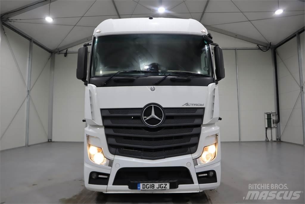 Mercedes-Benz ACTROS 2545 Truck Tractor Units