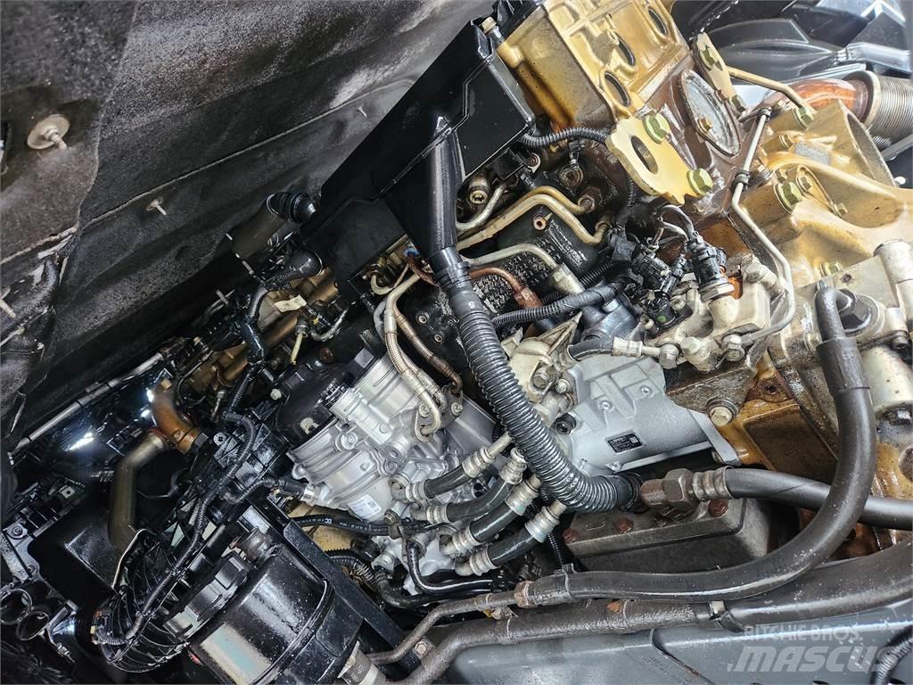 Mercedes-Benz ACTROS 2545 Truck Tractor Units