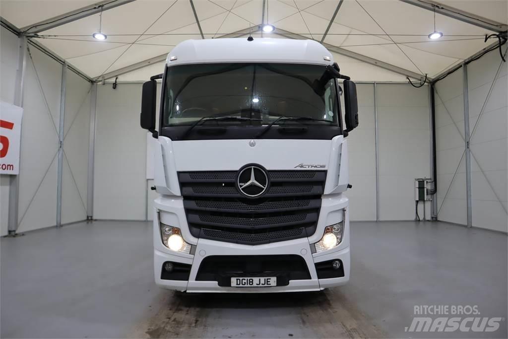 Mercedes-Benz ACTROS 2545 Truck Tractor Units