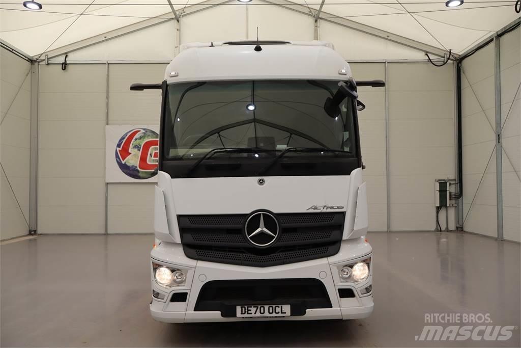 Mercedes-Benz Actros 2546 Truck Tractor Units