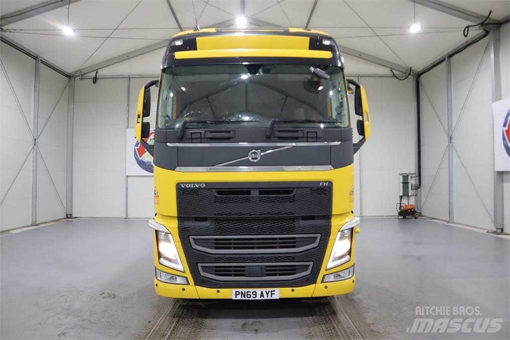 Volvo FH460 Truck Tractor Units