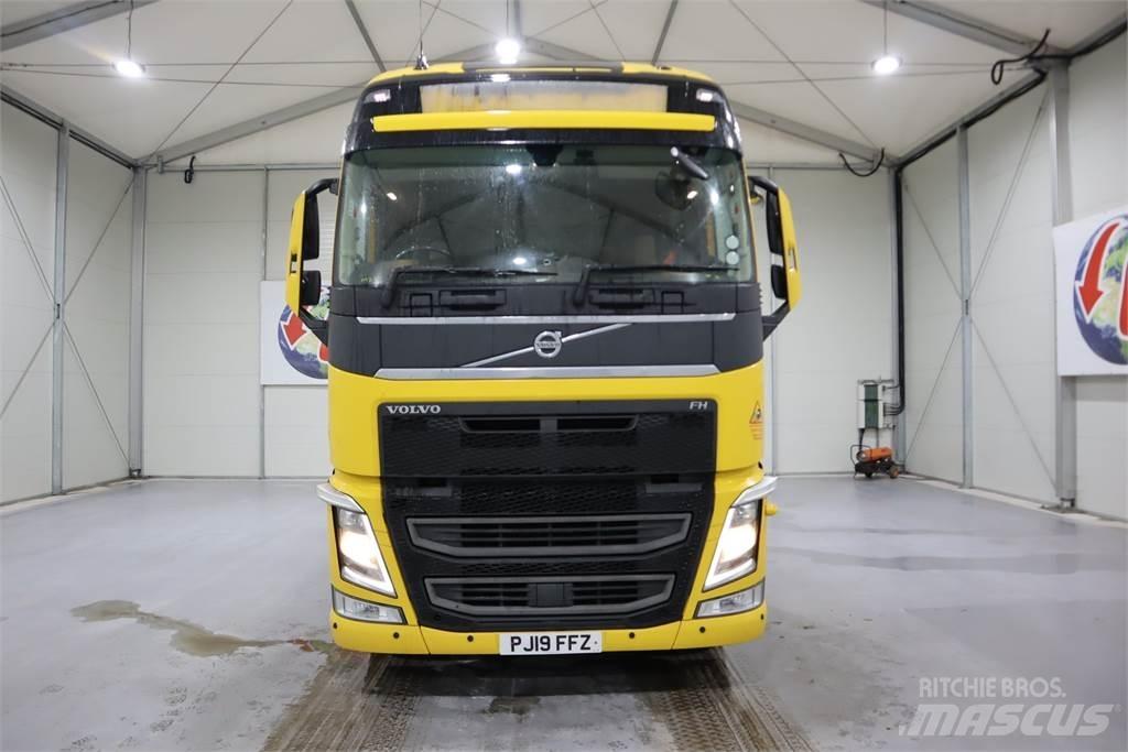 Volvo FH460 Truck Tractor Units