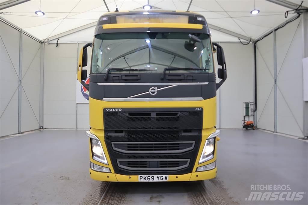 Volvo FH460 Truck Tractor Units