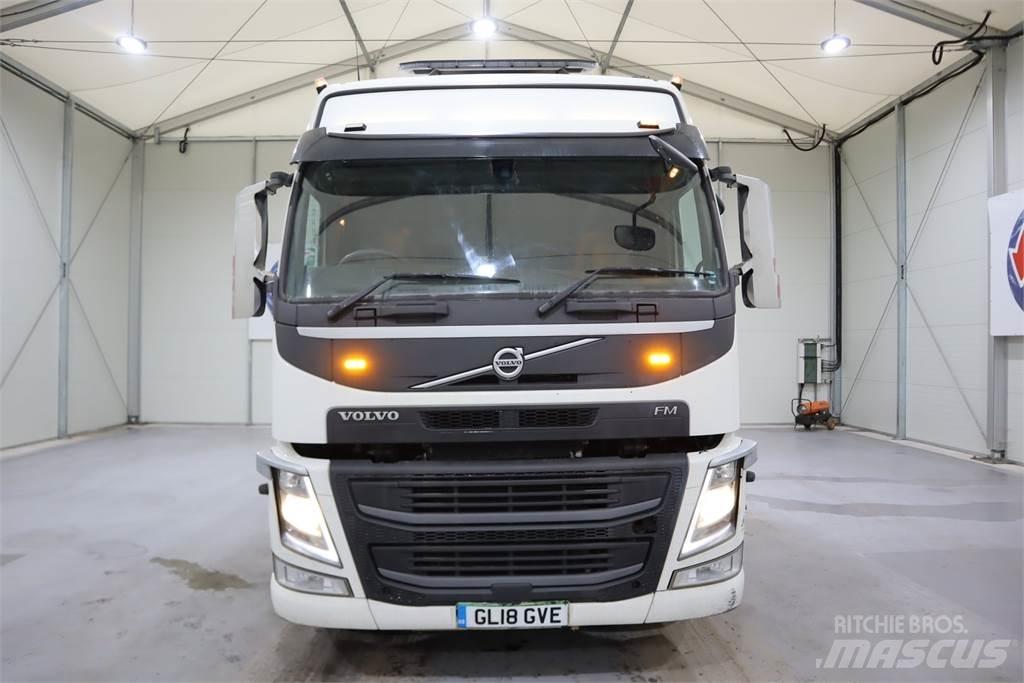 Volvo FM500 Truck Tractor Units