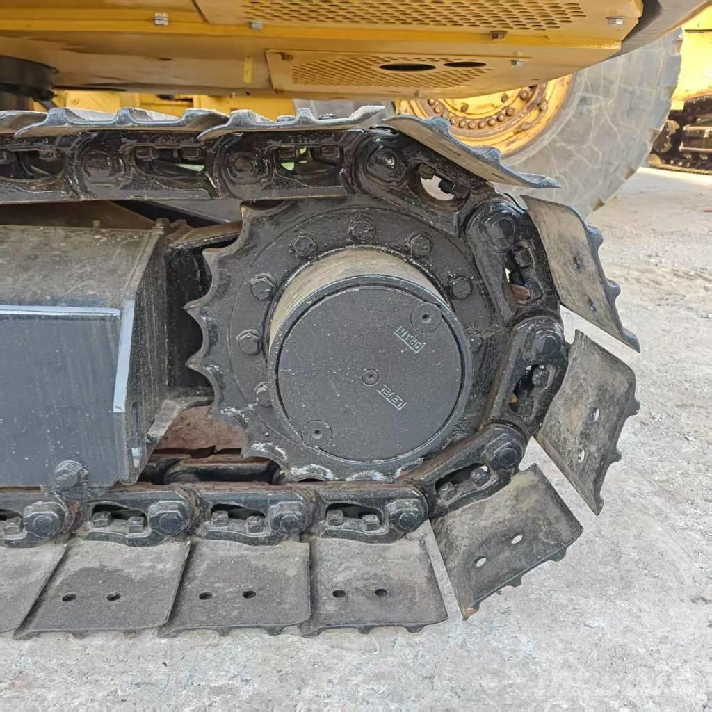 Komatsu PC 56 Mini excavators < 7t