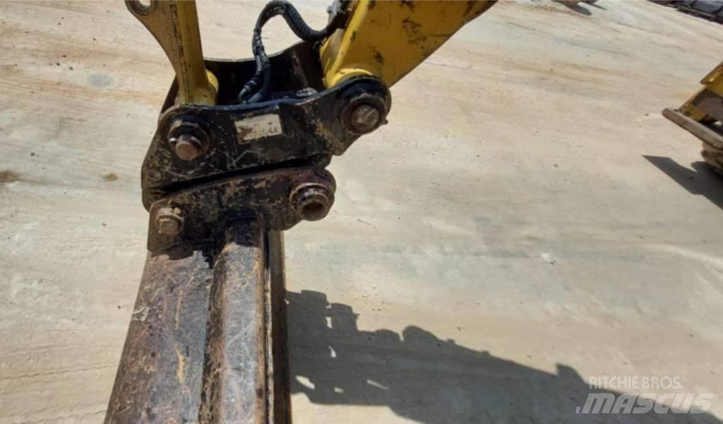CAT 432 F2 TLB's