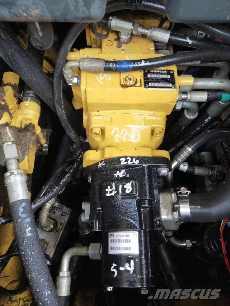 CAT 226 B Skid steer loaders