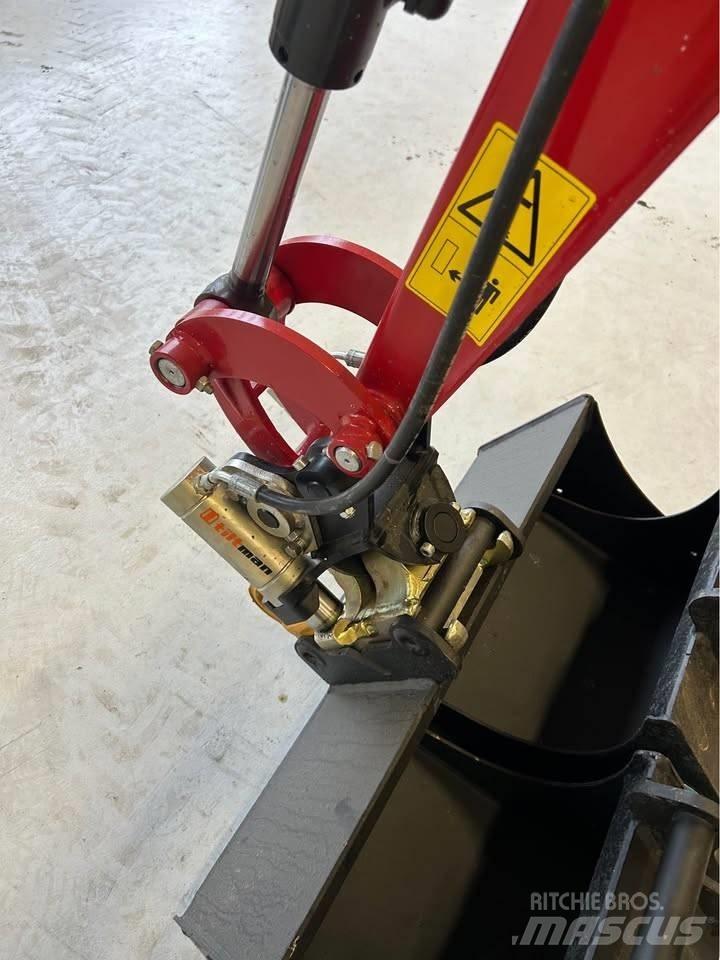 Mole M12 Mini excavators < 7t