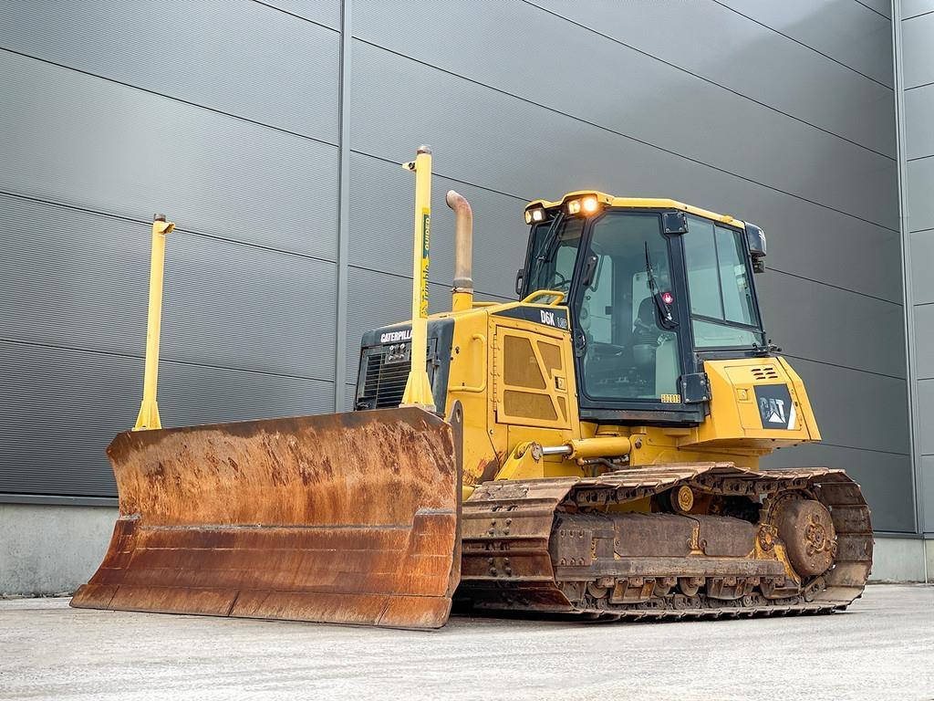 CAT D6K Crawler dozers