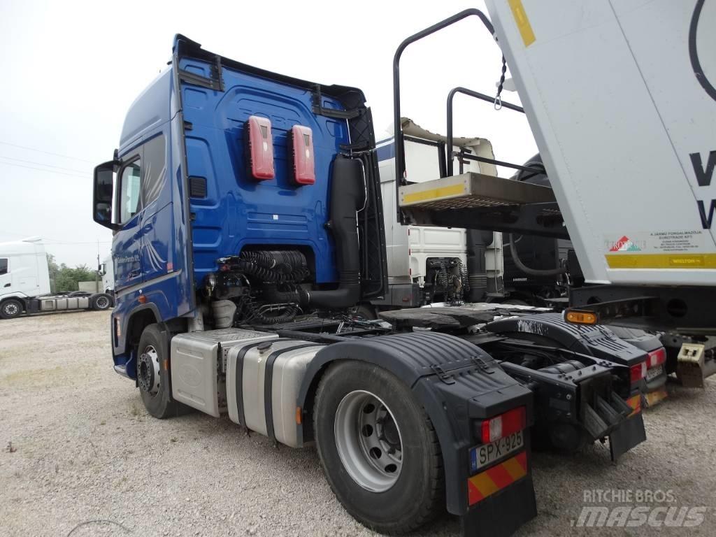 Ford F-Max Truck Tractor Units