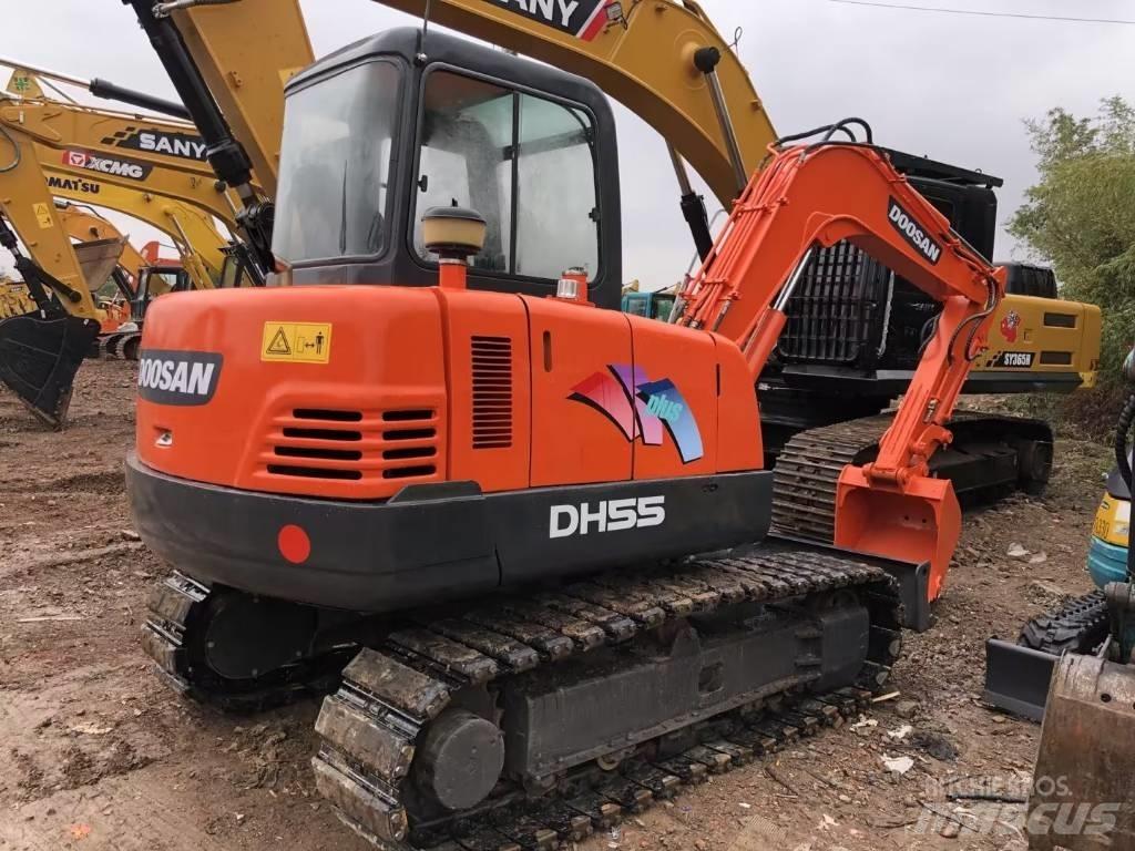 Doosan DH 55 Mini excavators < 7t