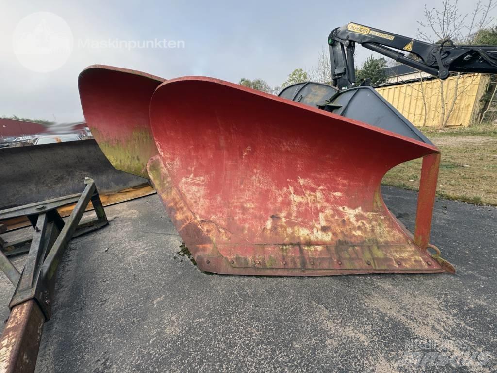  Spetsplog 3700 mm Ploughs