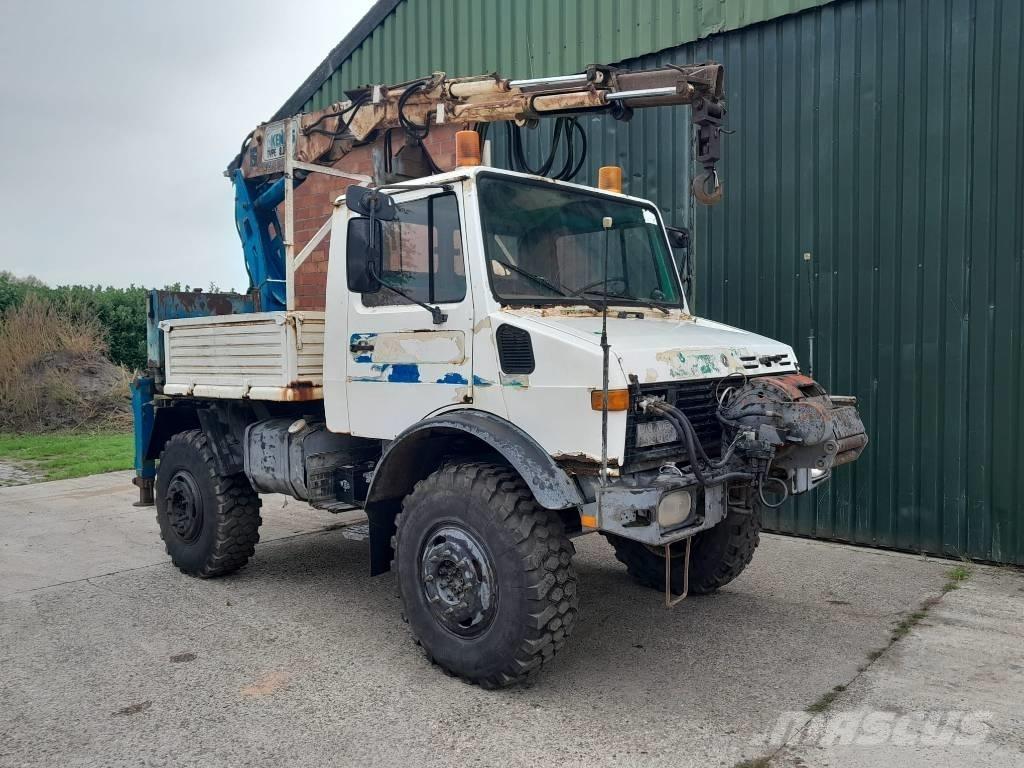 Mercedes-Benz Unimog Cross-country vehicles