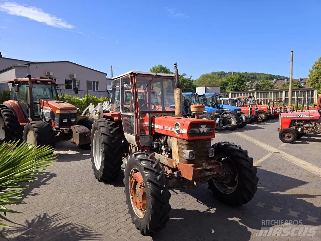 Massey Ferguson 1080 Tractors