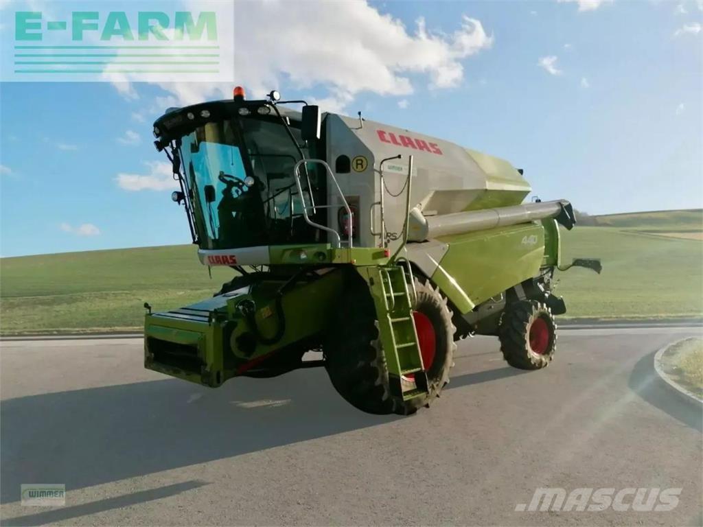 CLAAS tucano 440 Combine harvesters