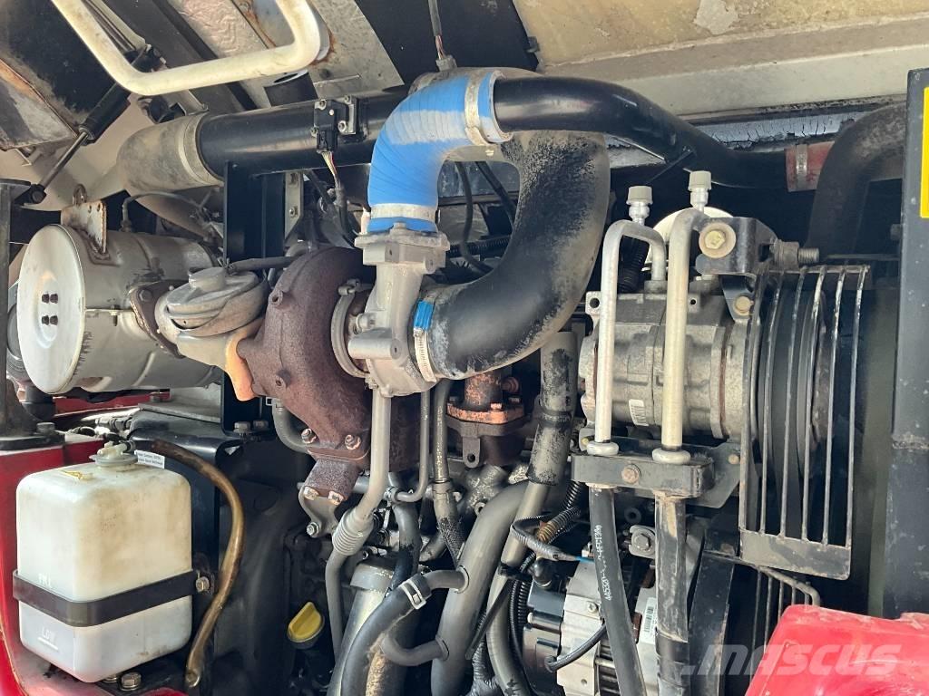 Takeuchi TB 295 W Wheeled excavators