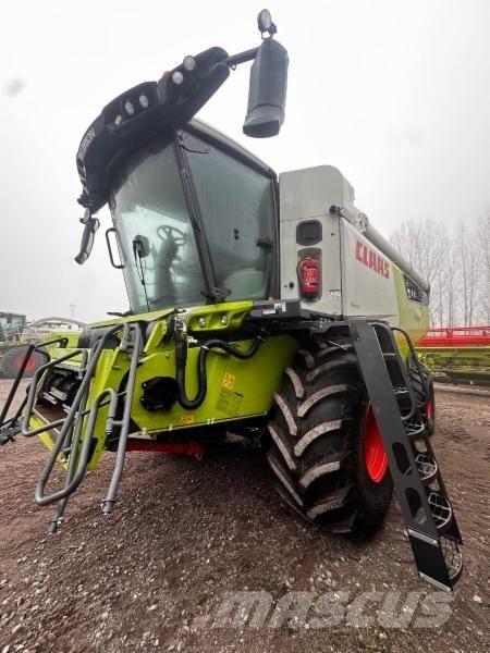 CLAAS TRION 750 Combine harvesters