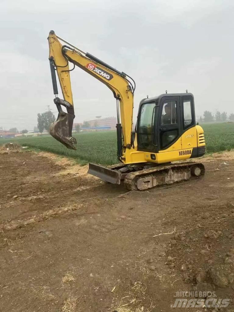 XCMG XE 60 DA Mini excavators < 7t