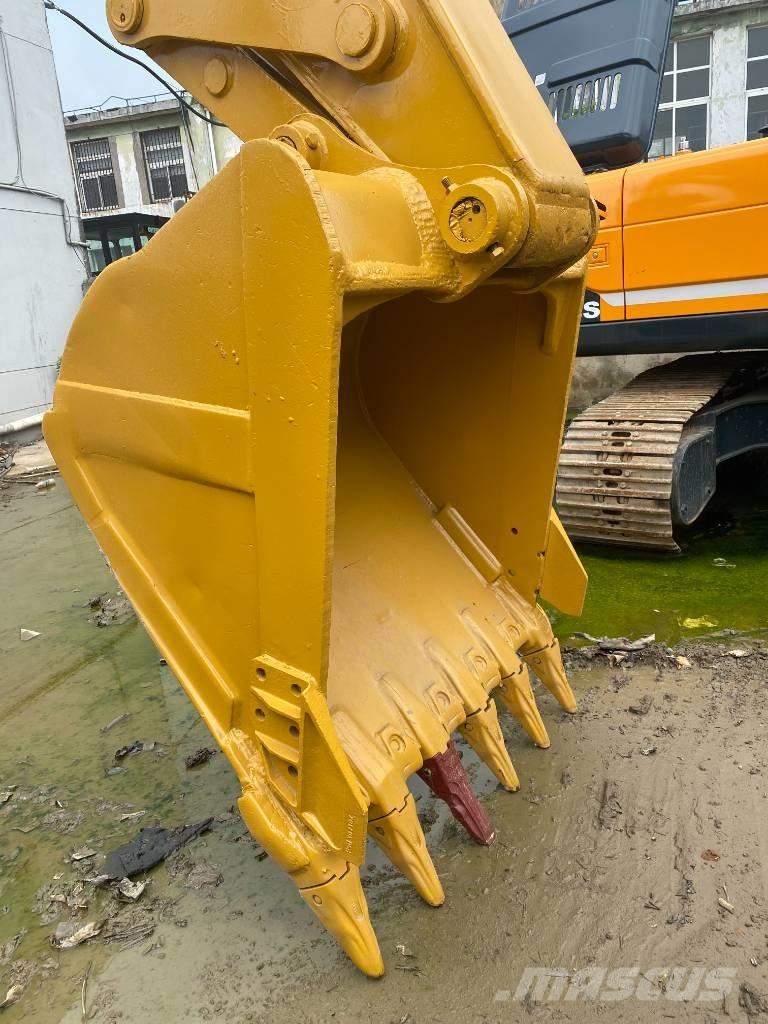 CAT 330 D Crawler excavators
