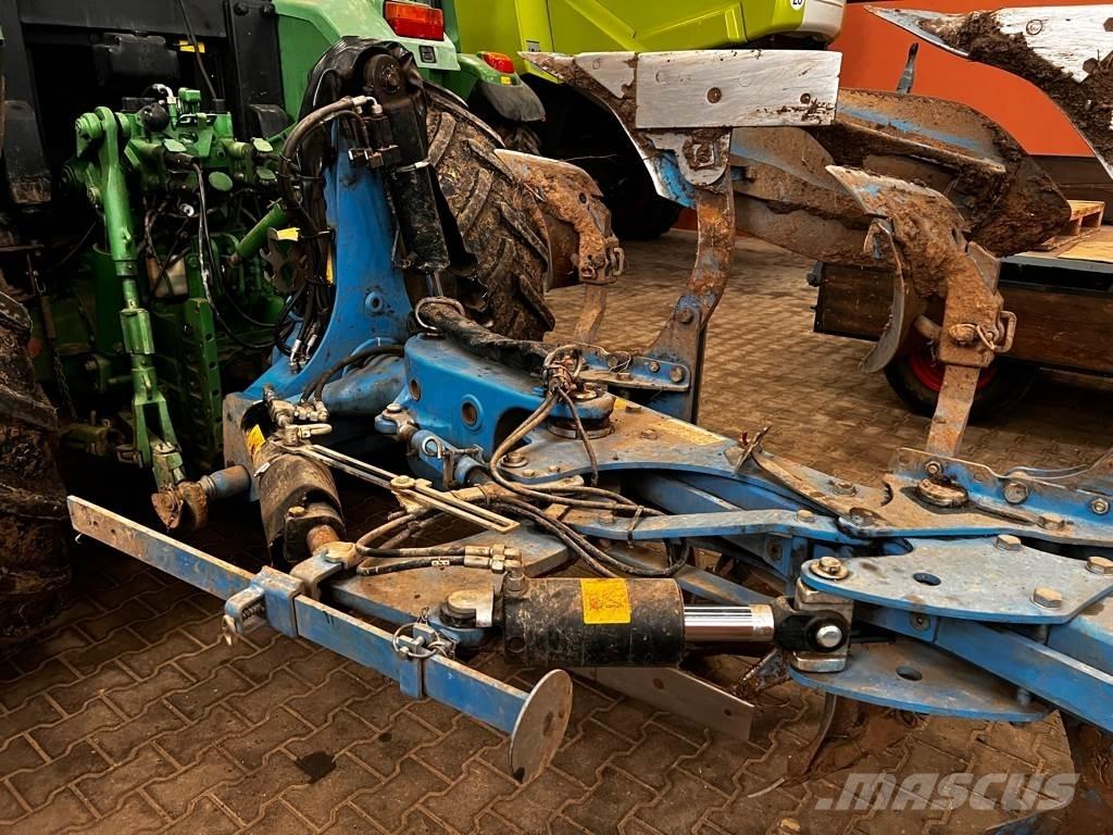 Lemken Juwel 8 Conventional ploughs