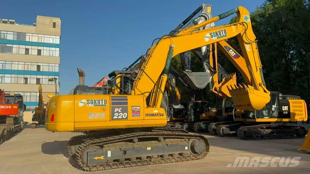 Komatsu PC 220-8 Midi excavators  7t - 12t