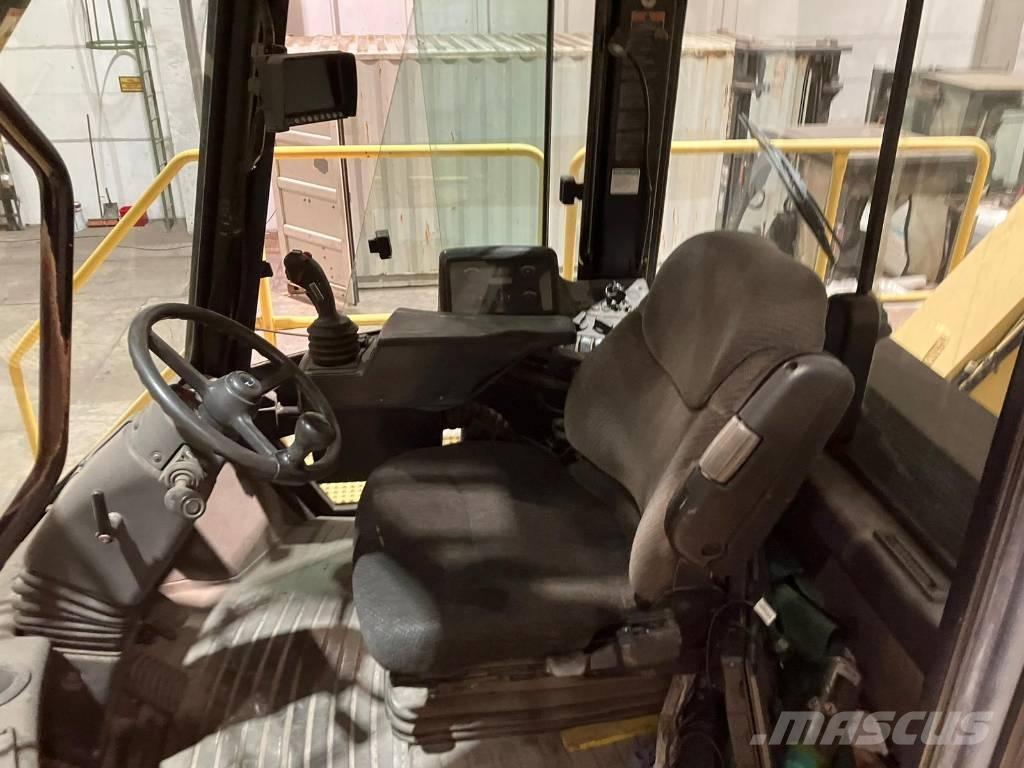 Hyster RS46-36CH Reachstackers