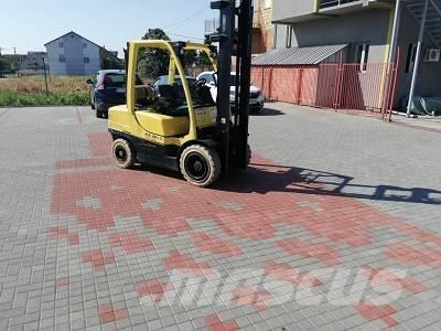 Hyster H 35 FT LPG trucks