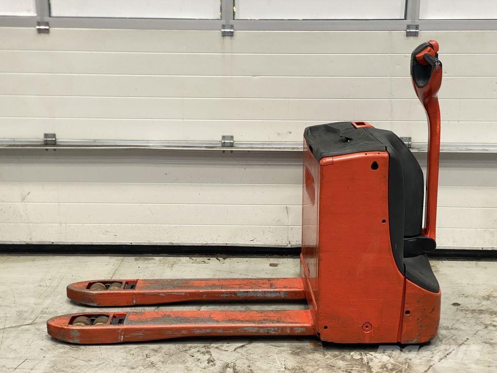 Linde T16 Low lifter