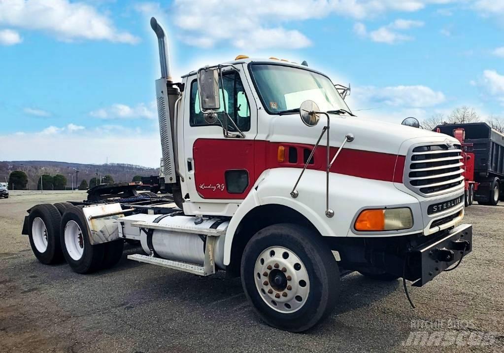 Sterling AT 9500 Truck Tractor Units