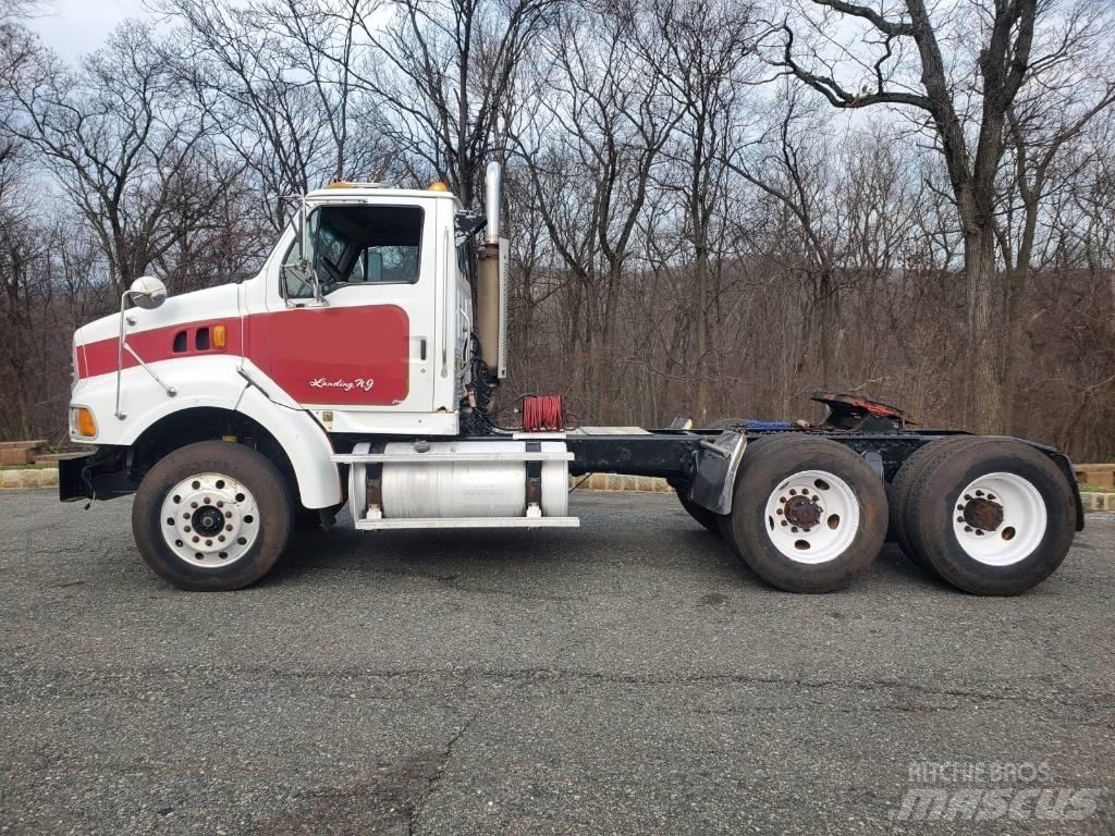 Sterling AT 9500 Truck Tractor Units