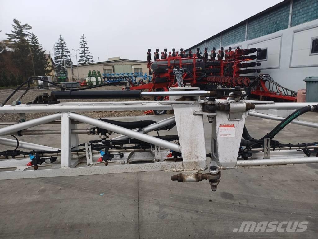 Fendt Rogator 635 Liquid fertilizer applicators