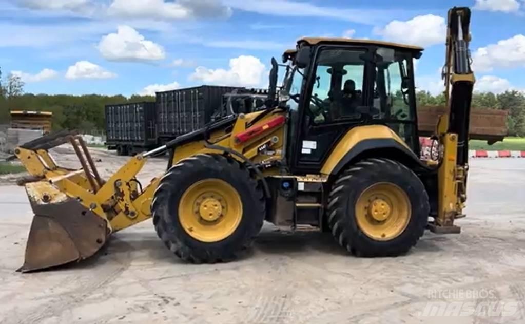 CAT 444 E 4x4 TLB's