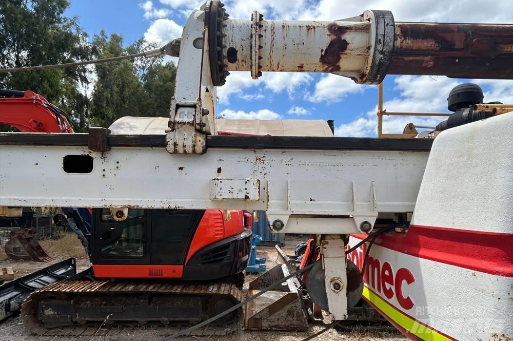 Soilmec SR30 Piling rigs