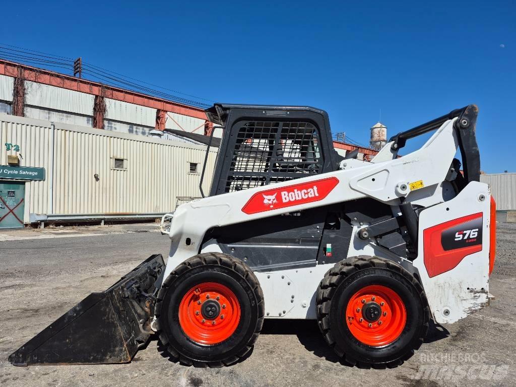 Bobcat S 76 Skid steer loaders