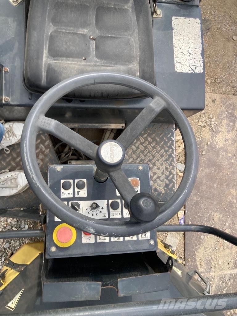 Bomag BW 100 AD-3 Twin drum rollers