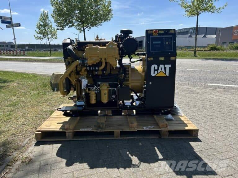CAT C4.4 Marine auxiliary engines