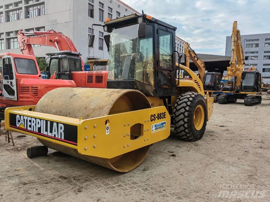 CAT GS683E Single drum rollers