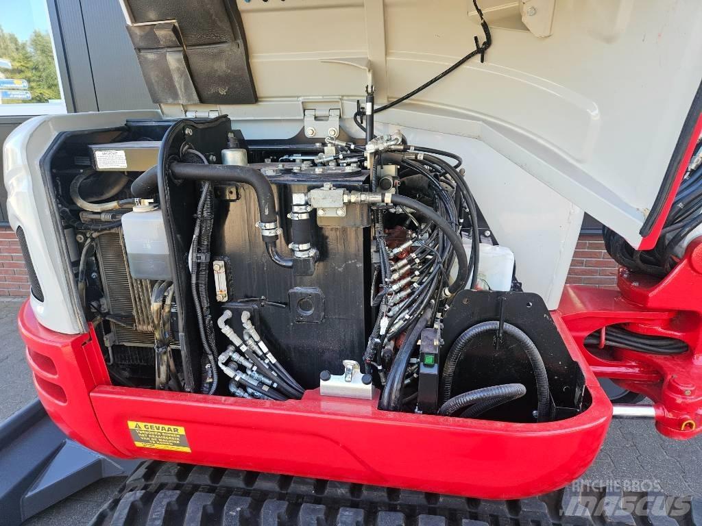 Takeuchi TB 240 Mini excavators < 7t