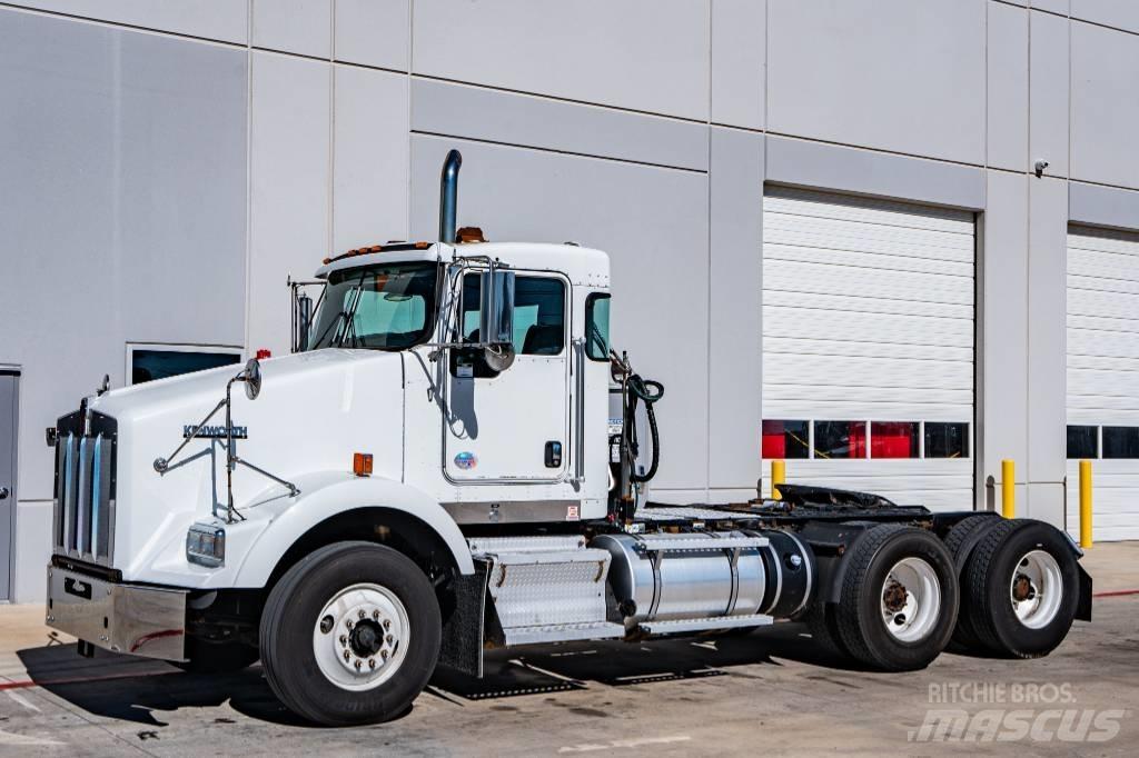 Kenworth t800 Truck Tractor Units