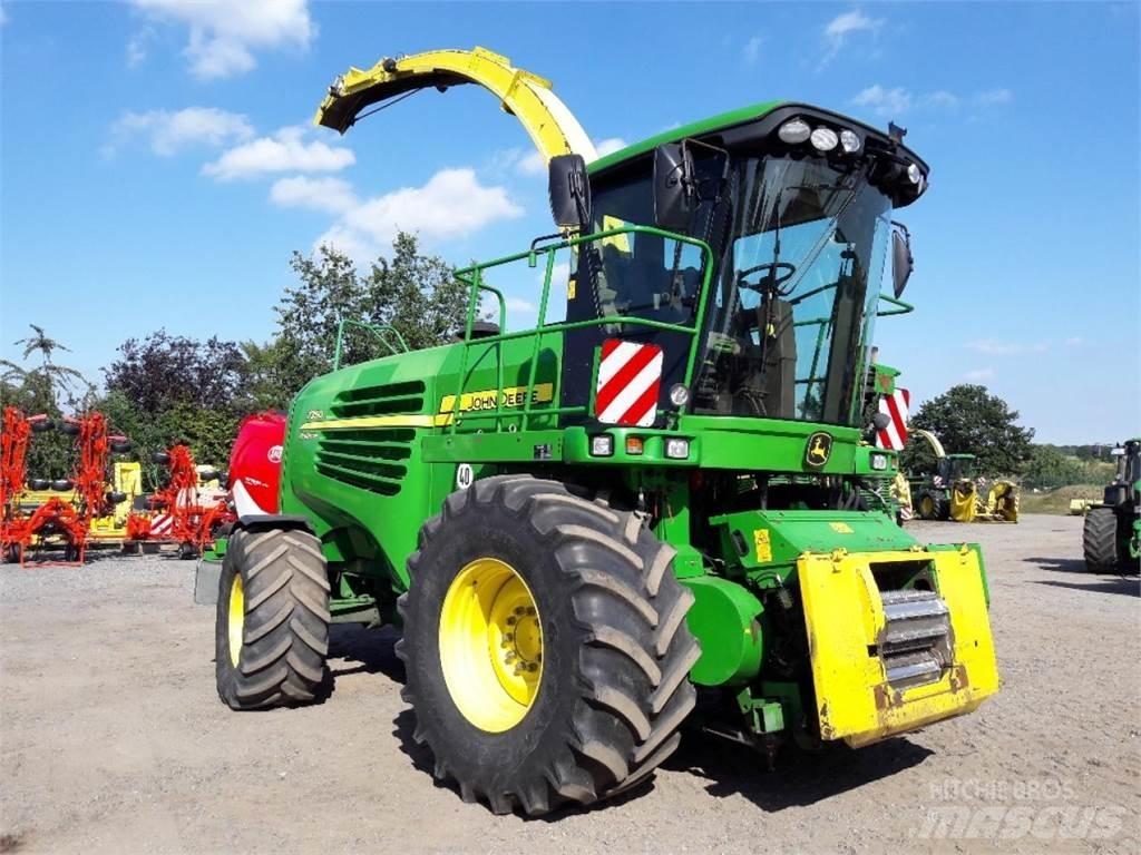 John Deere 7350 Self-propelled foragers