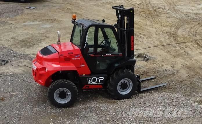 Manitou M30.4 Diesel trucks