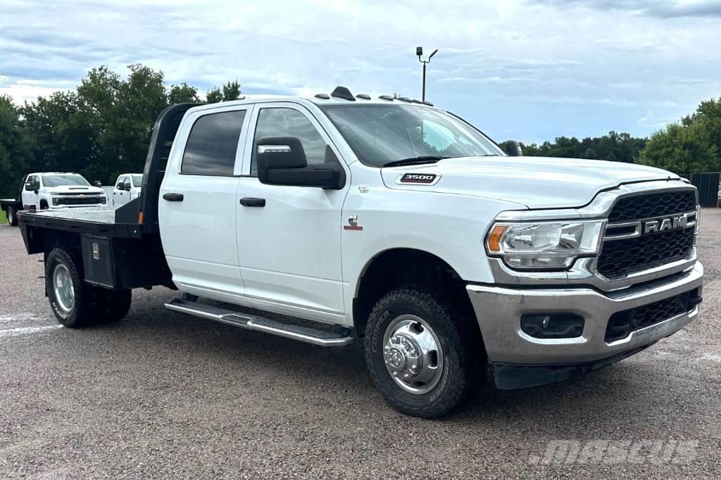 RAM 3500 TRADESMAN Flatbed/Dropside trucks